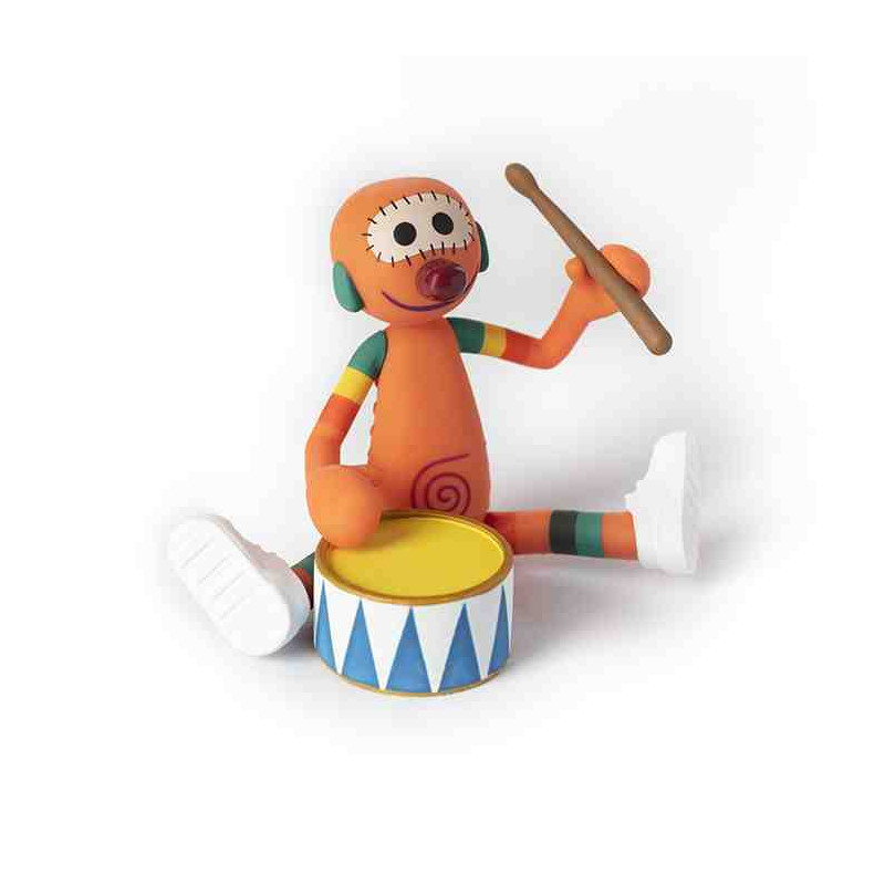 MIC TOCANDO EL TAMBOR SX3  (TV3)Figura PVC