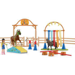 ENTRENAMENT D'AGILITAT PER PONIS  Schleich Cavalls 42481