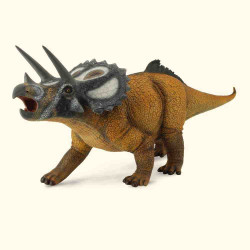 TRICERATOPS DE LUXE ESCALA 1:15